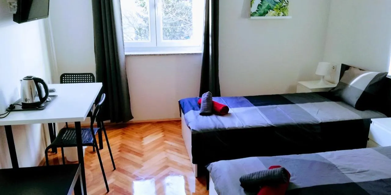 Pula Center Green Park Apartments And Rooms