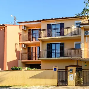 Apartman Silvana 74, Póla