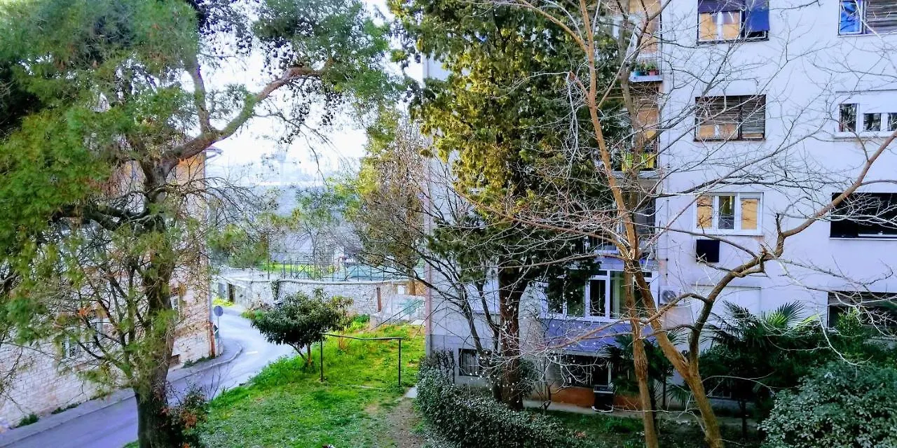 Pula Center Green Park Apartments&Rooms 0*,  Kroatië