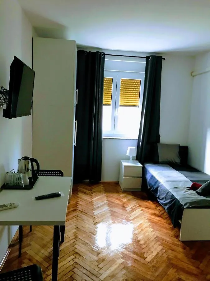 Appartement Pula Center Green Park Apartments&Rooms Kroatië